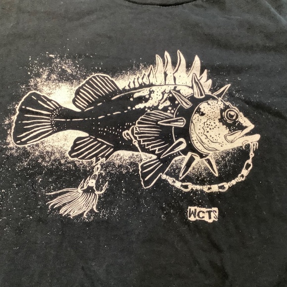 Westcoastees Fish Tee Sz Medium women’s - Picture 6 of 8